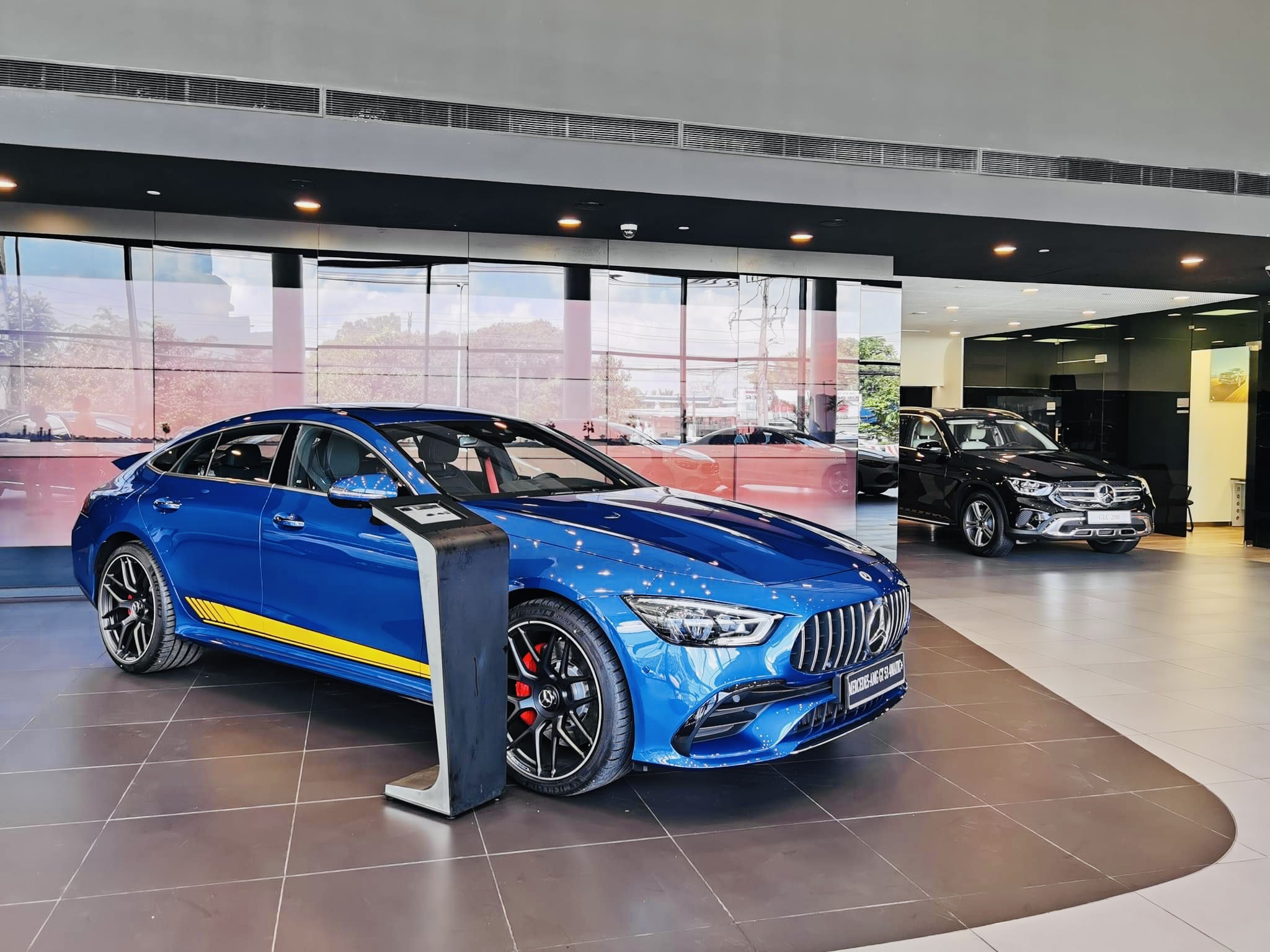Mercedes AMG GT 53 4Matic+ Coupe